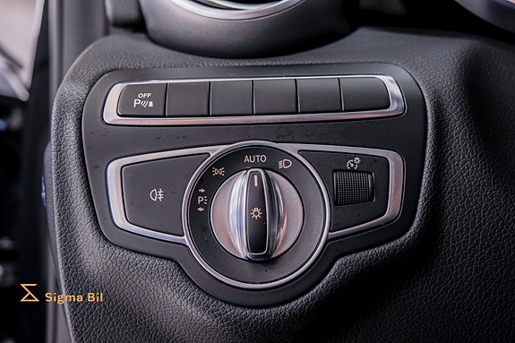Mercedes-Benz C350 e 25 of 30