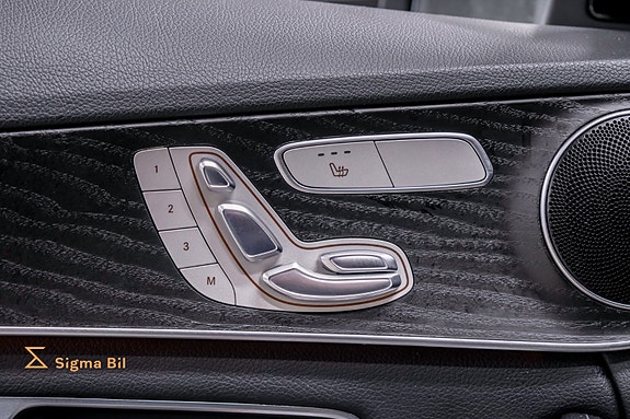 Mercedes-Benz C350 e 20 of 30