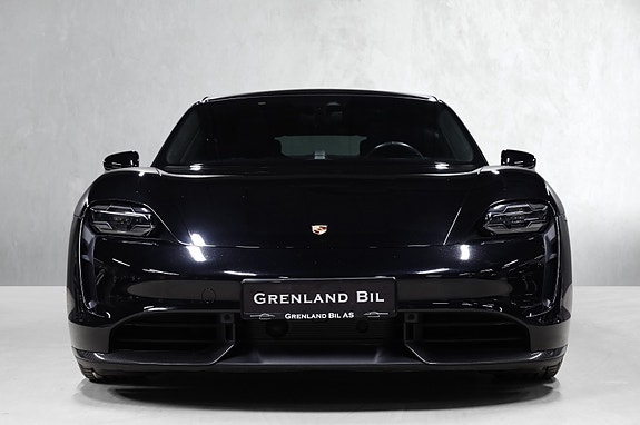Porsche Taycan 2 of 30