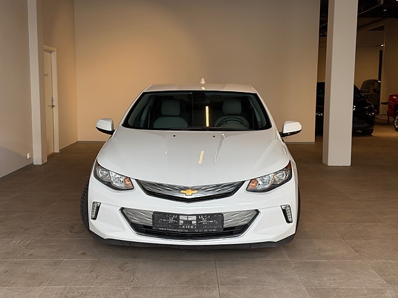 Chevrolet Volt 2 of 17