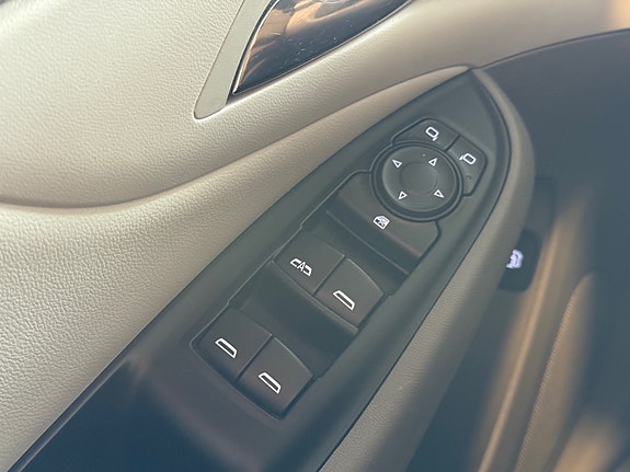 Chevrolet Volt 15 of 17