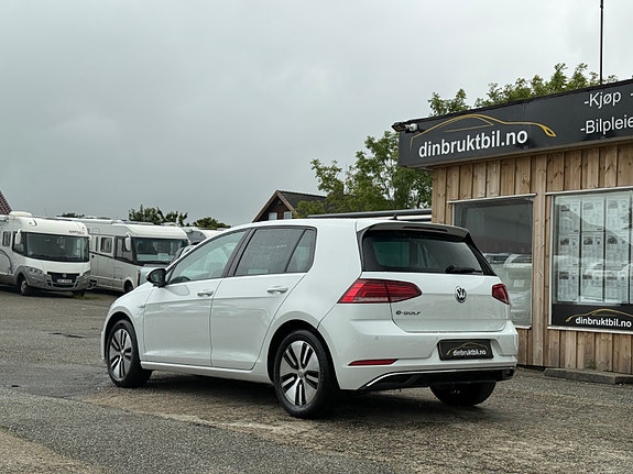 Volkswagen e-Golf VII 14 of 30