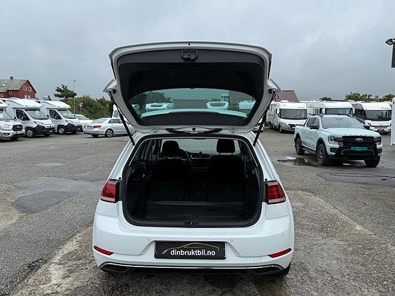 Volkswagen e-Golf VII 20 of 30