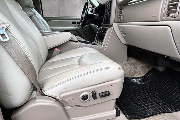 Chevrolet Tahoe 20 of 30