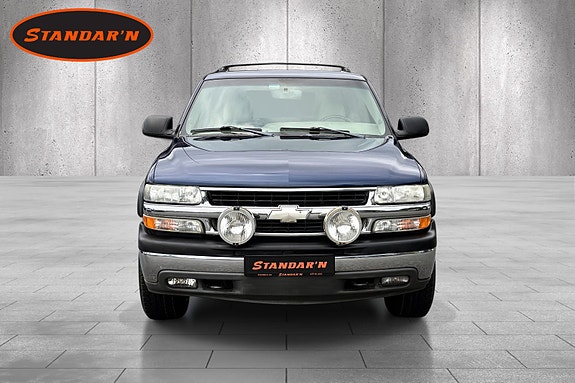 Chevrolet Tahoe 2 of 30