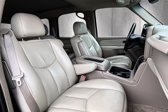 Chevrolet Tahoe 19 of 30