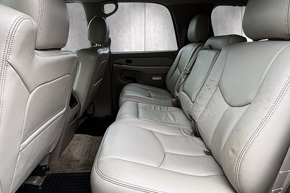 Chevrolet Tahoe 24 of 30