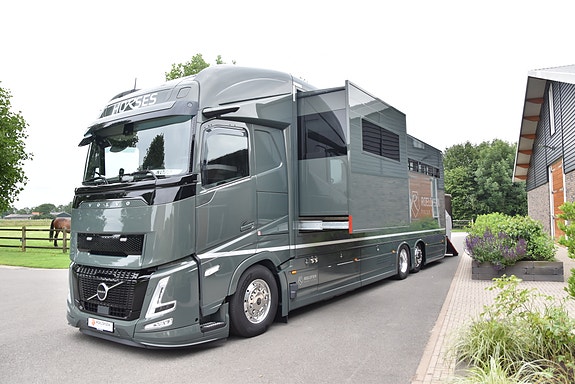 Volvo Aero Roelofsen RR6 XL Demo Hestebil