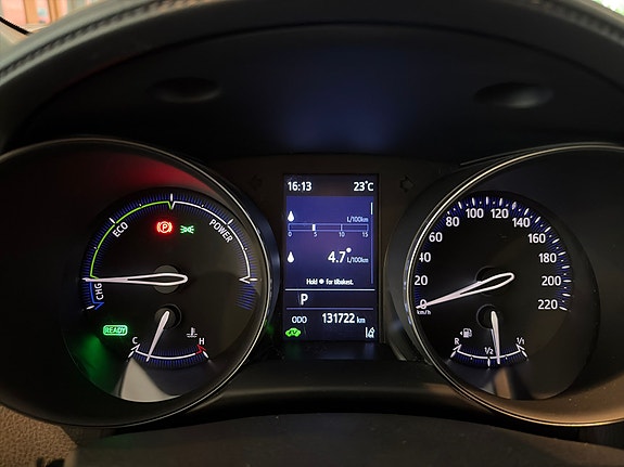Toyota C-HR 26 of 30