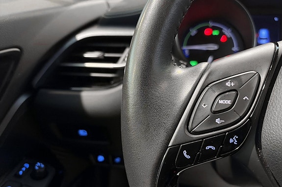 Toyota C-HR 22 of 30