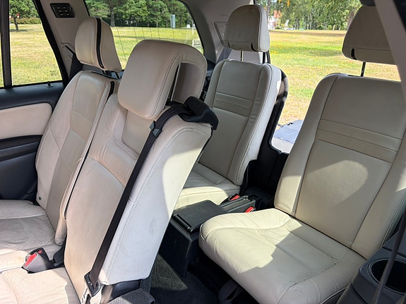 Volvo XC90 14 of 20