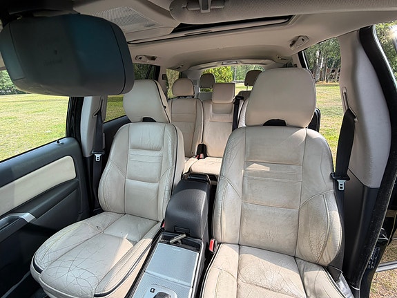 Volvo XC90 16 of 20