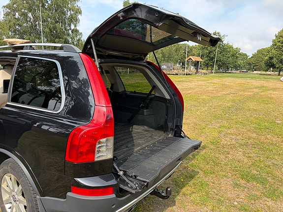 Volvo XC90 12 of 20