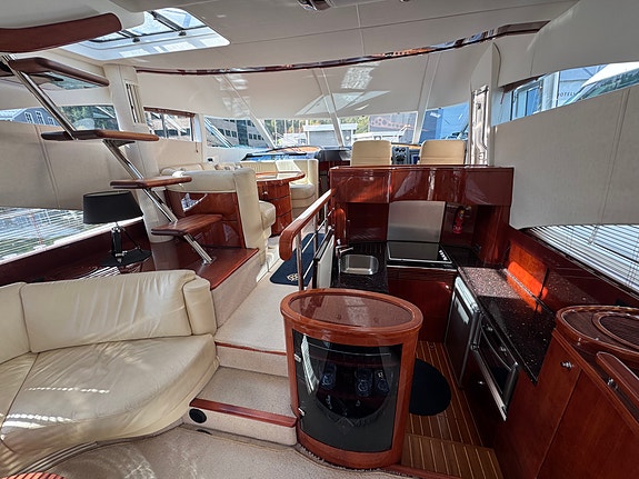 Velholdt eksemplar av den tidløse/populære modellen - Fairline Squadron 58. 9 of 30