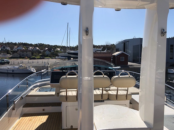 Velholdt eksemplar av den tidløse/populære modellen - Fairline Squadron 58. 24 of 30