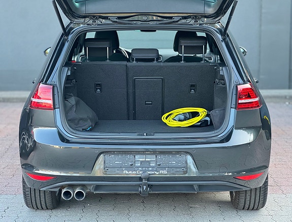 Volkswagen 9 of 30
