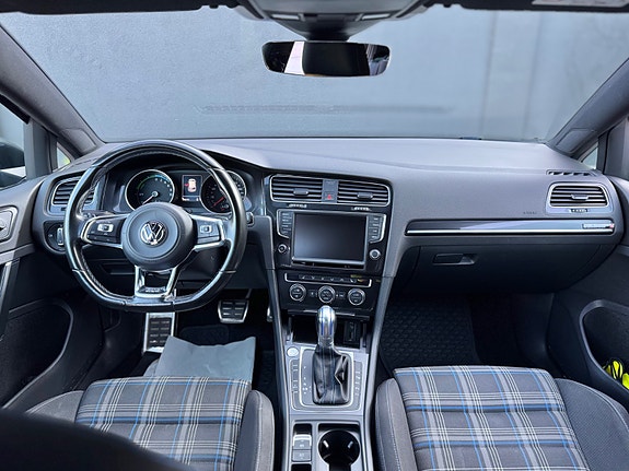 Volkswagen 22 of 30