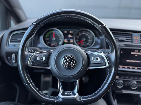 Volkswagen 23 of 30
