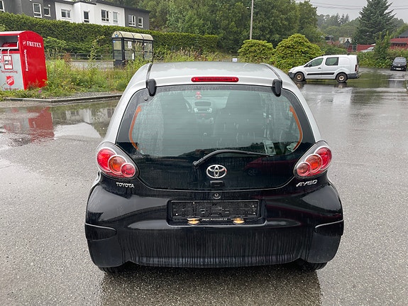 Toyota Aygo 6 of 12