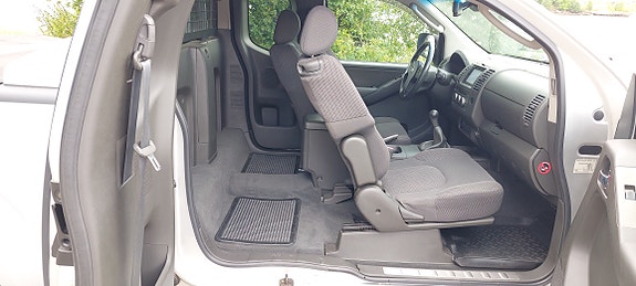 Nissan Navara 12 of 21