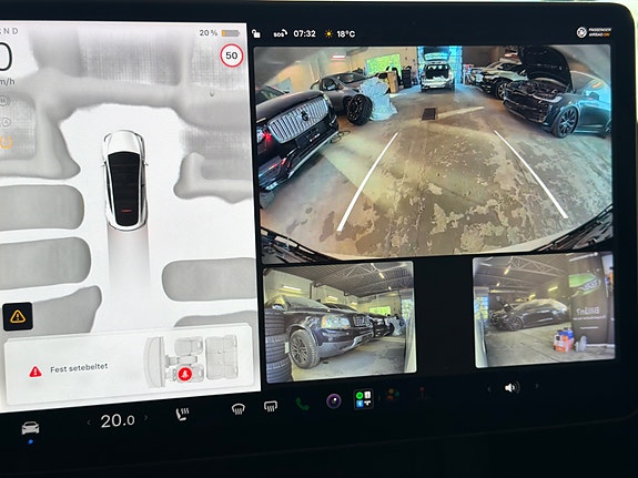 Tesla Model Y 16 of 17