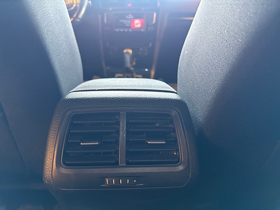Volkswagen Golf VII 16 of 19