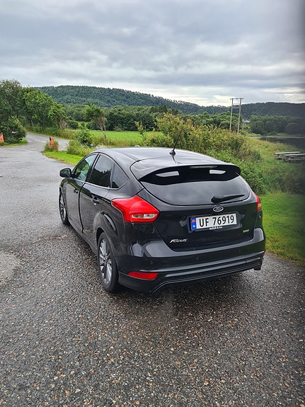 Ford Focus 8 of 10