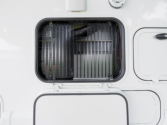 Rapido M 96 | Mercedes, Automat, Hydrauliske støttebein 21 of 30