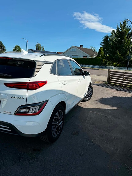 Hyundai Kona 5 of 14