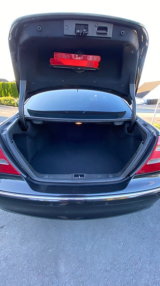 Mercedes-Benz CLK270 8 of 22