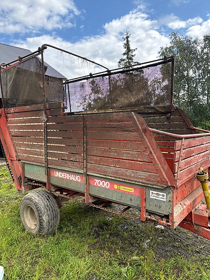 Underhaug vogner kort type 3m, valmet 16,9-30 tvillinghjul selges 3 of 9