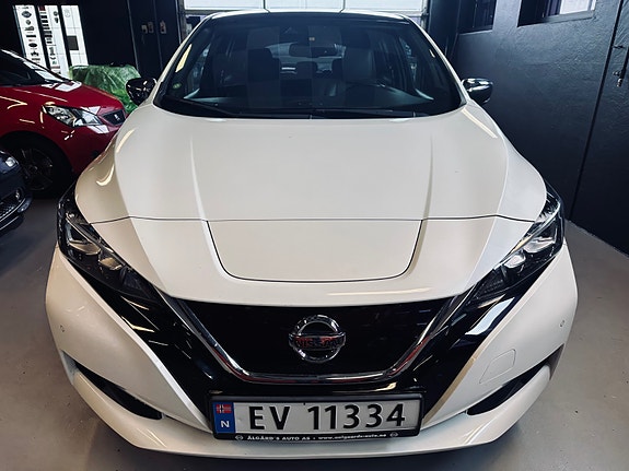 Nissan Leaf 5 of 30