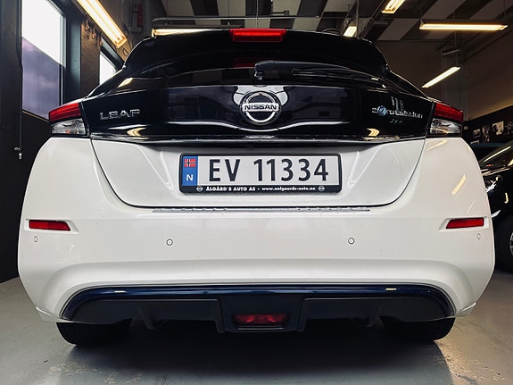 Nissan Leaf 10 of 30