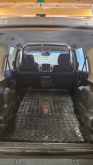 Mitsubishi Pajero 14 of 24