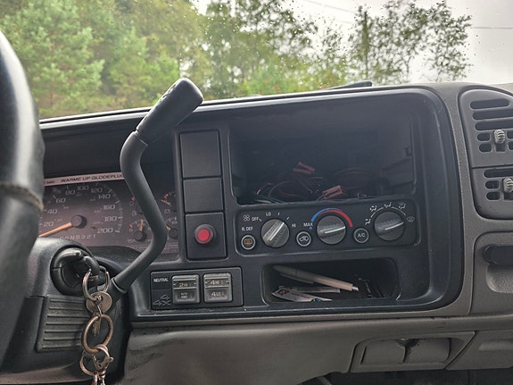 Chevrolet Tahoe 8 of 30