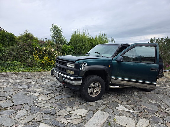 Chevrolet Tahoe 2 of 30