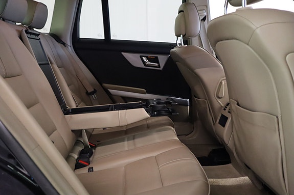 Mercedes-Benz GLK220 30 of 30
