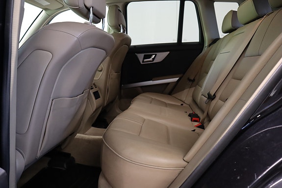 Mercedes-Benz GLK220 29 of 30