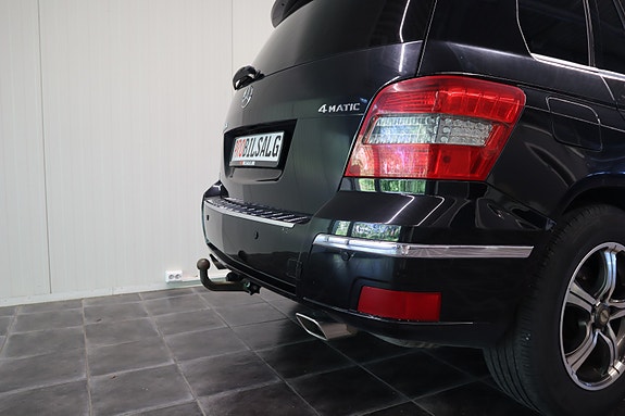 Mercedes-Benz GLK220 16 of 30