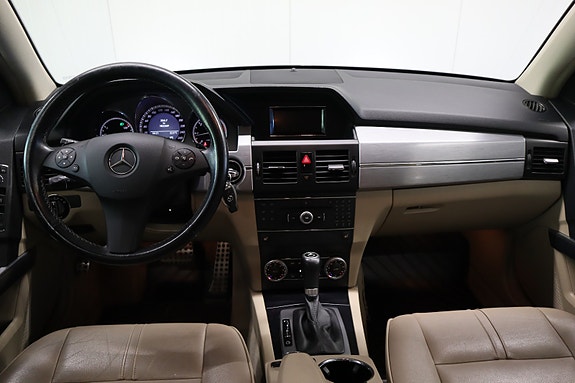 Mercedes-Benz GLK220 24 of 30