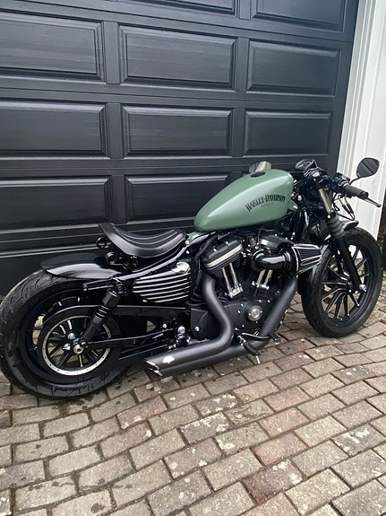Harley-Davidson XL 883N Iron 2 of 4