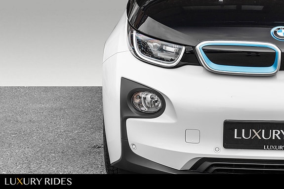 BMW i3 2 of 27