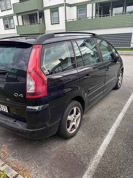 Citroen Grand C4 Picasso 4 of 10
