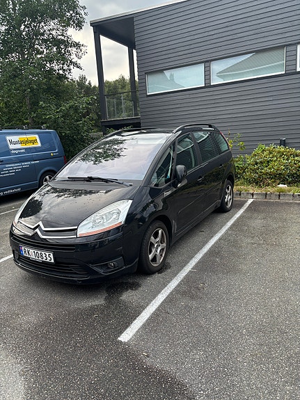 Citroen Grand C4 Picasso 2 of 10