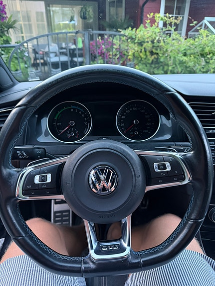 Volkswagen Golf VII 29 of 30