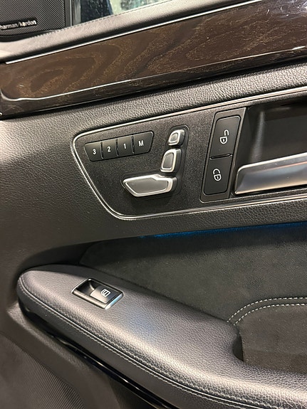 Mercedes-Benz E220 d 14 of 18