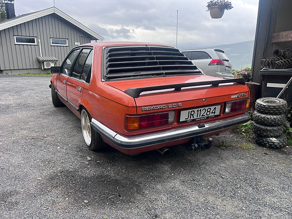Opel Rekord 14 of 15