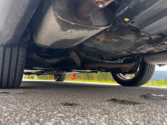 Subaru Legacy 15 of 18