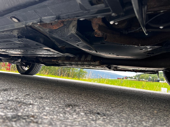 Subaru Legacy 13 of 18
