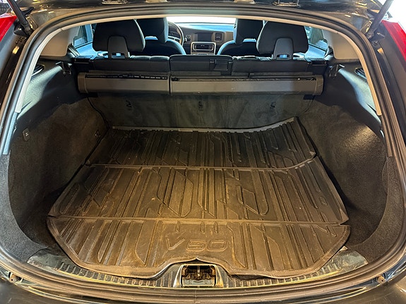 Volvo V60 11 of 13